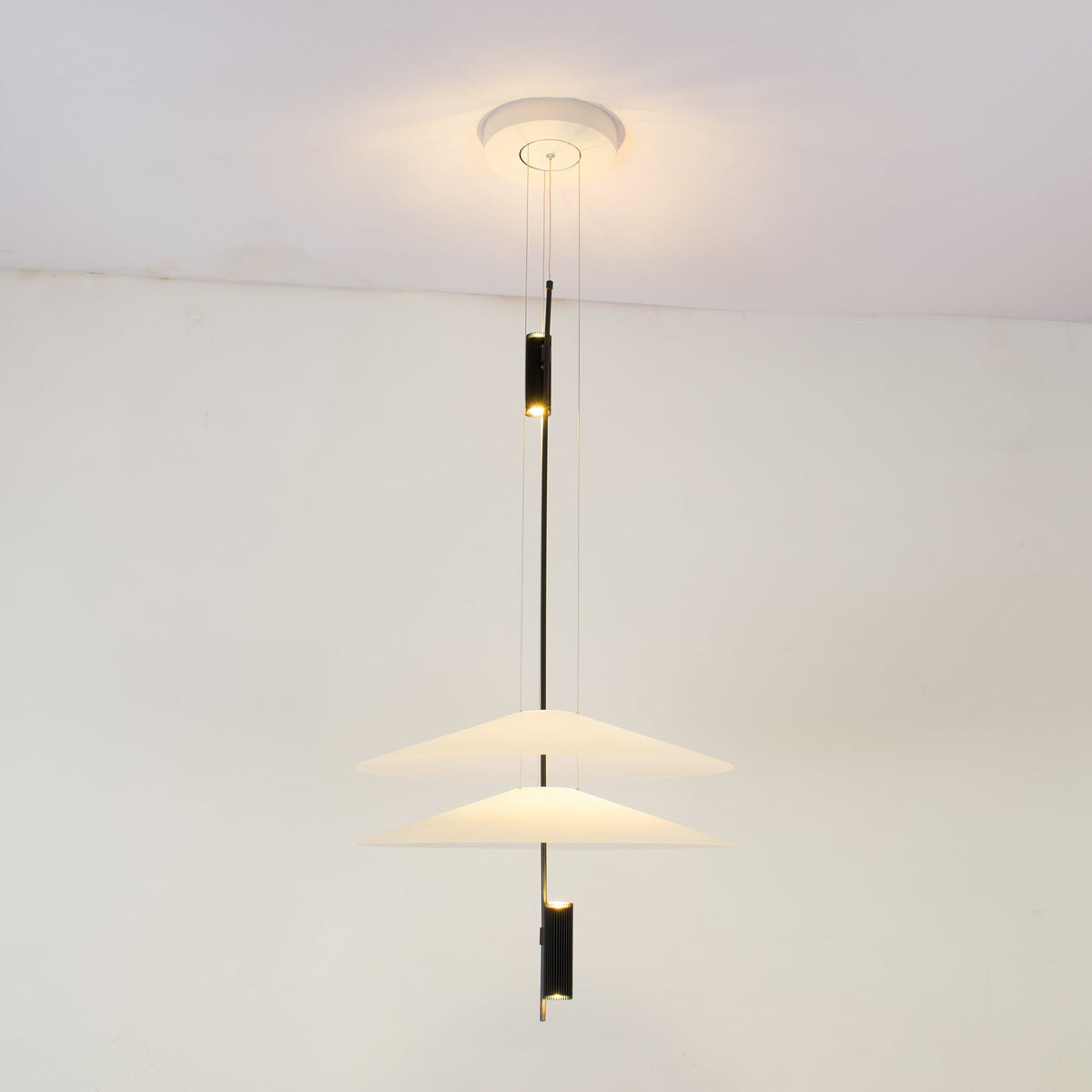 Hokeralo Modern Chandelier