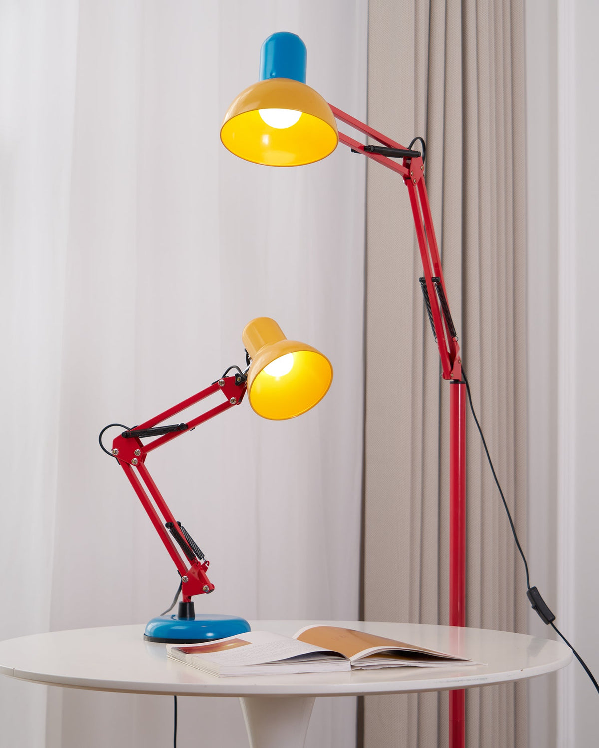 Hukalon Memphis Floor Lamp