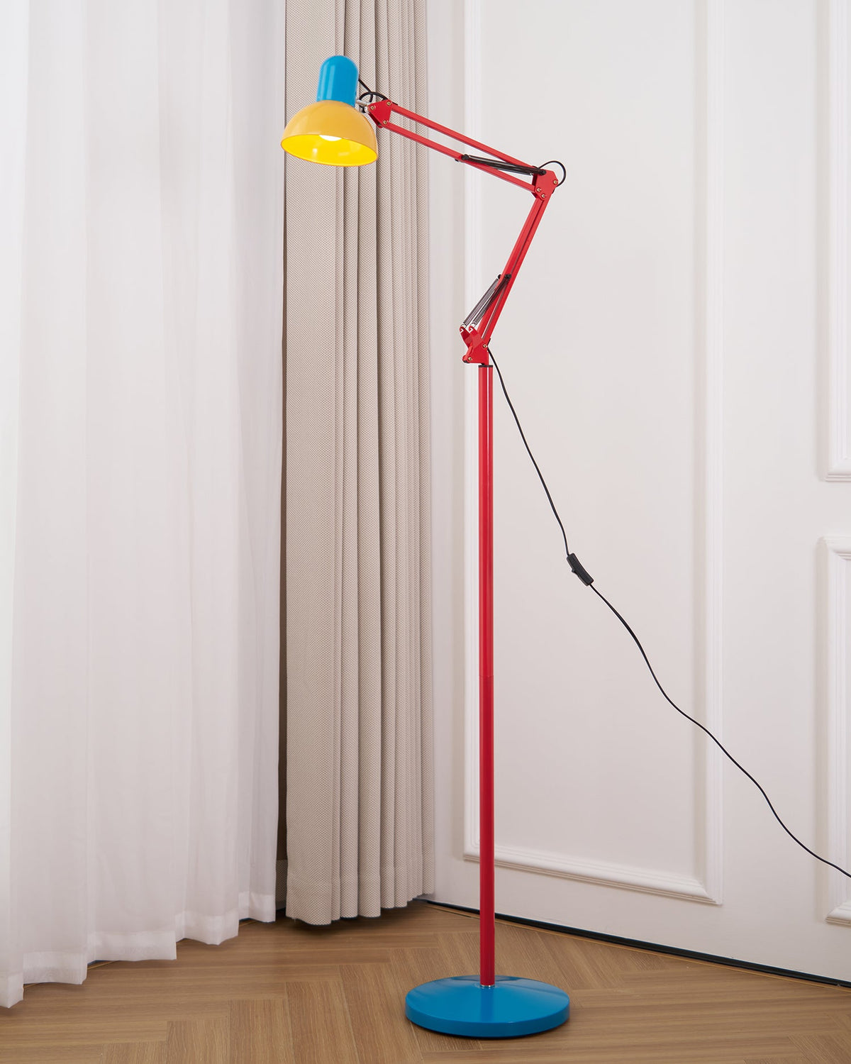 Hukalon Memphis Floor Lamp