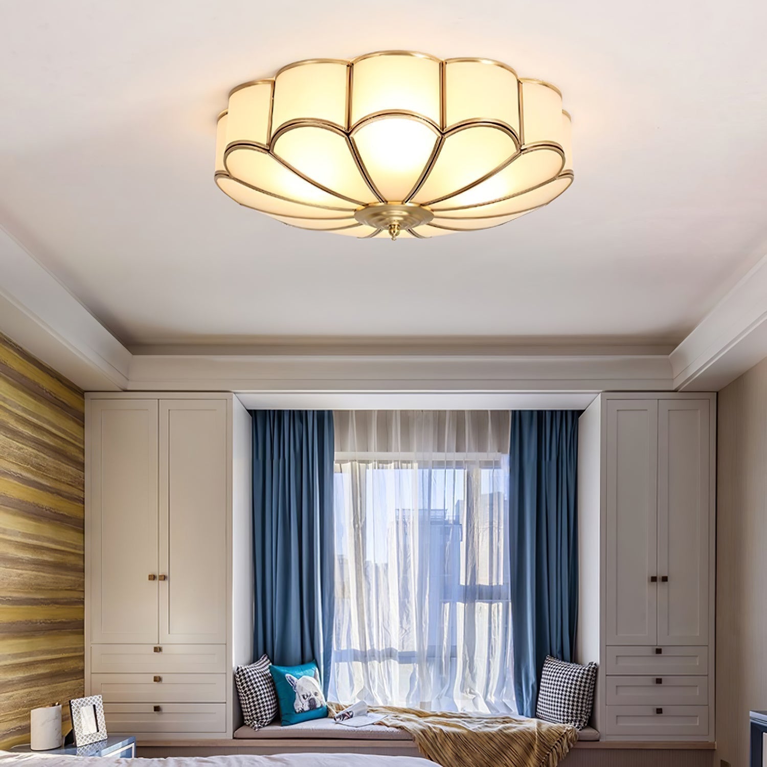 Ilun Ceiling Light