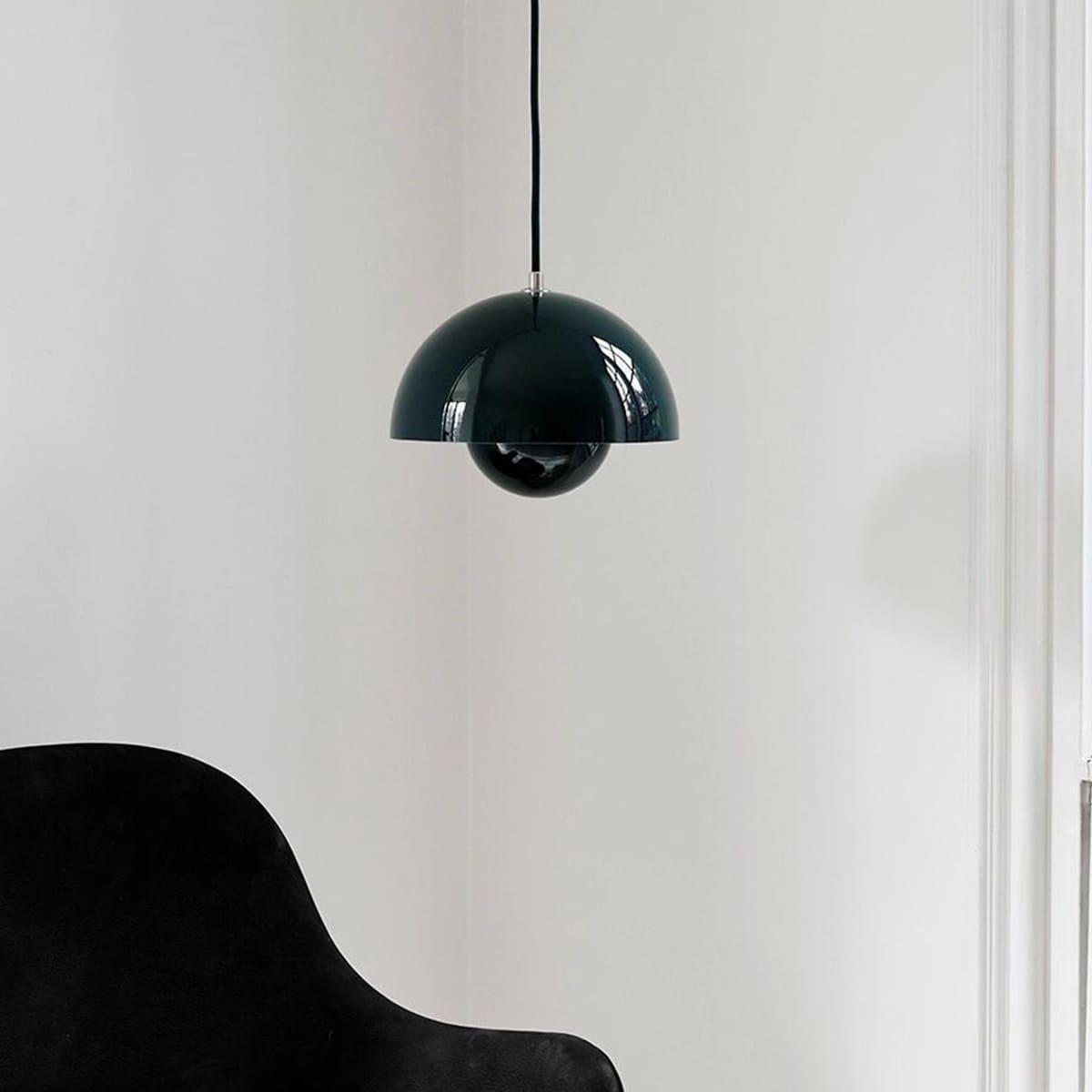 Avenonix Pendant Light