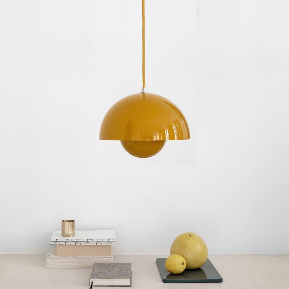 Avenonix Pendant Light