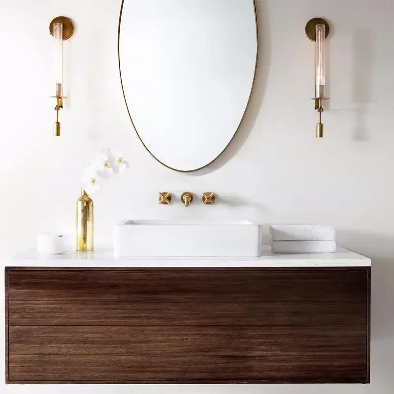 Spezaro Wall Light