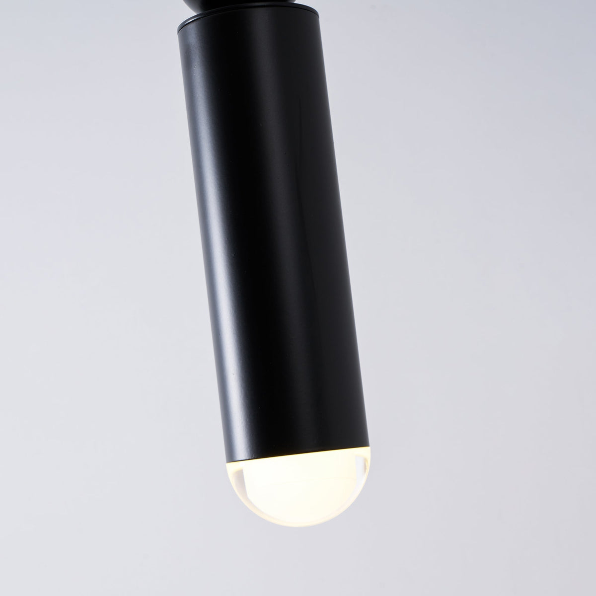Feseno Tube Pendant Light