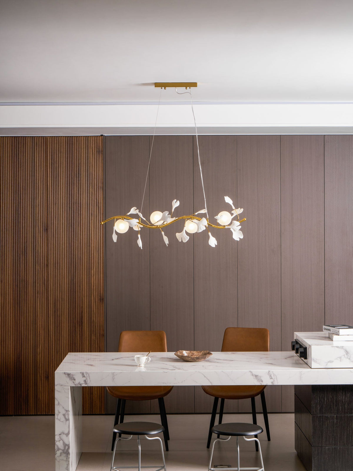 Bezeno Linear Chandelier