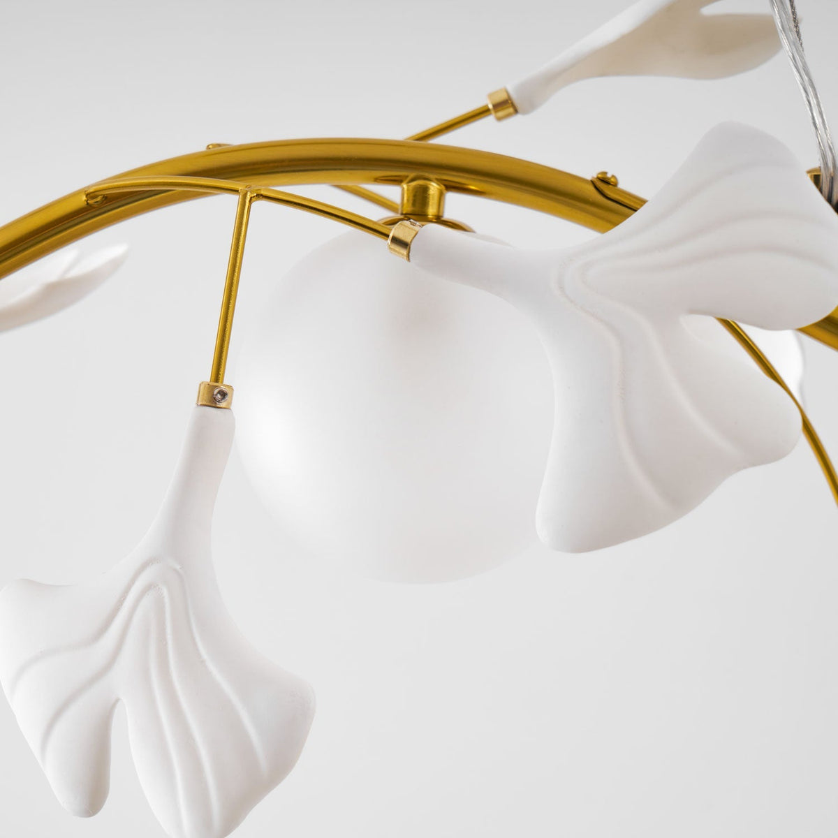 Bezeno Linear Chandelier