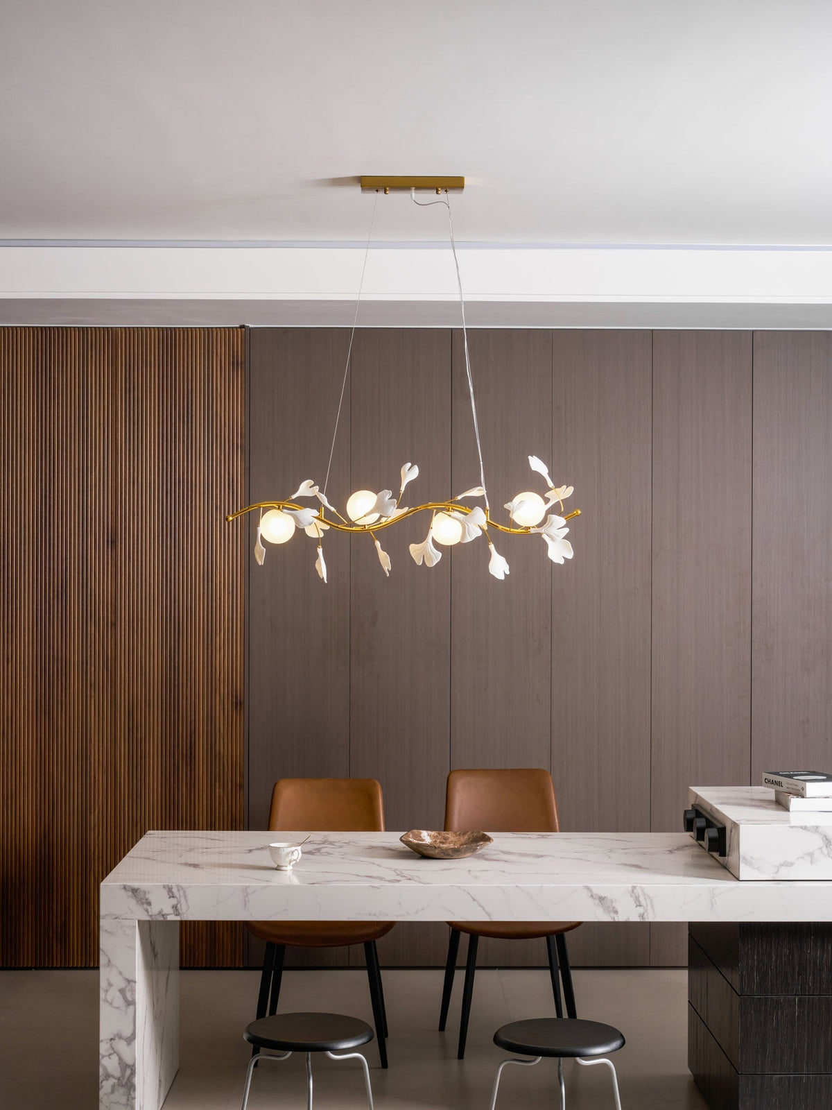 Bezeno Linear Chandelier