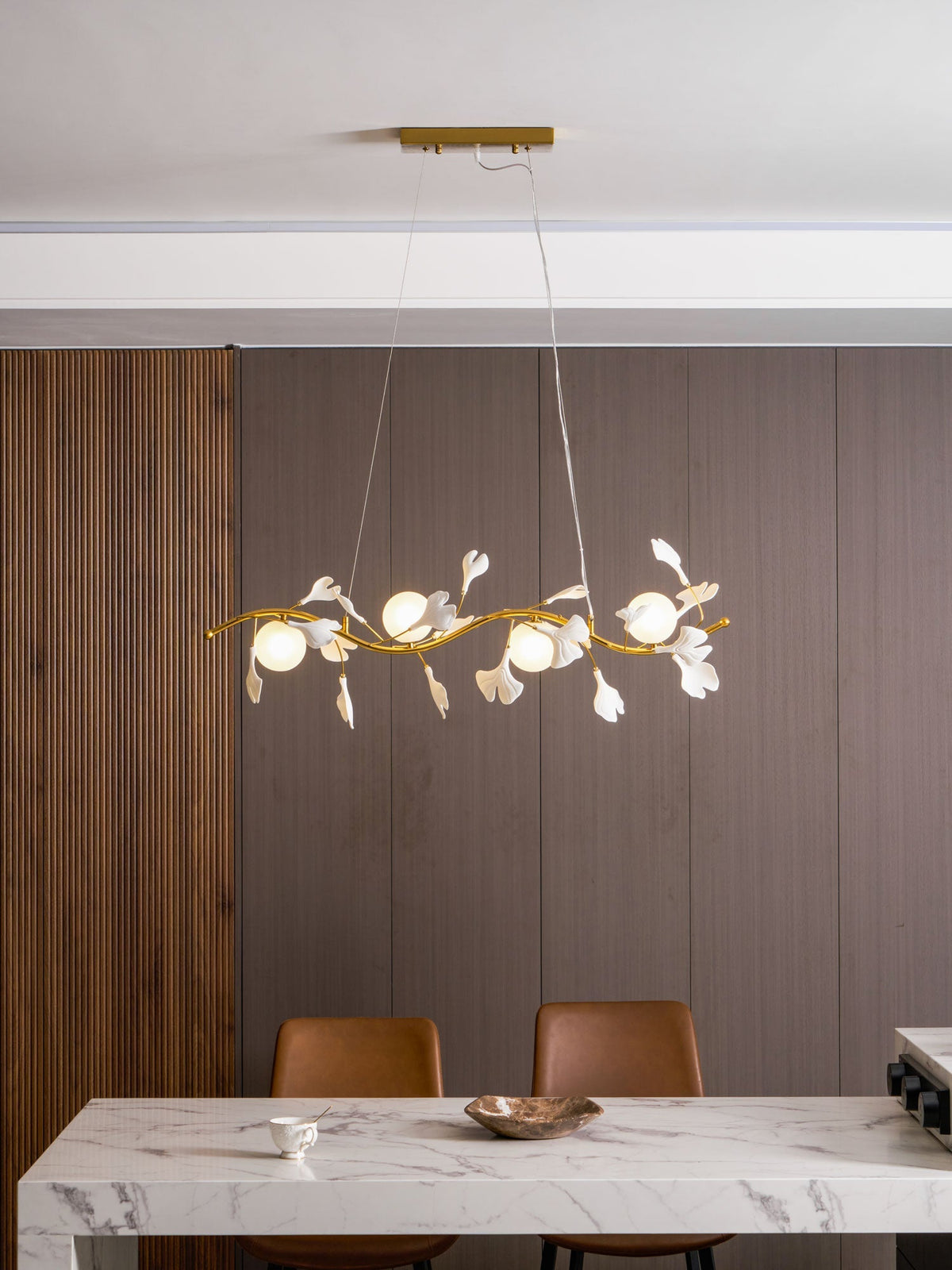 Bezeno Linear Chandelier