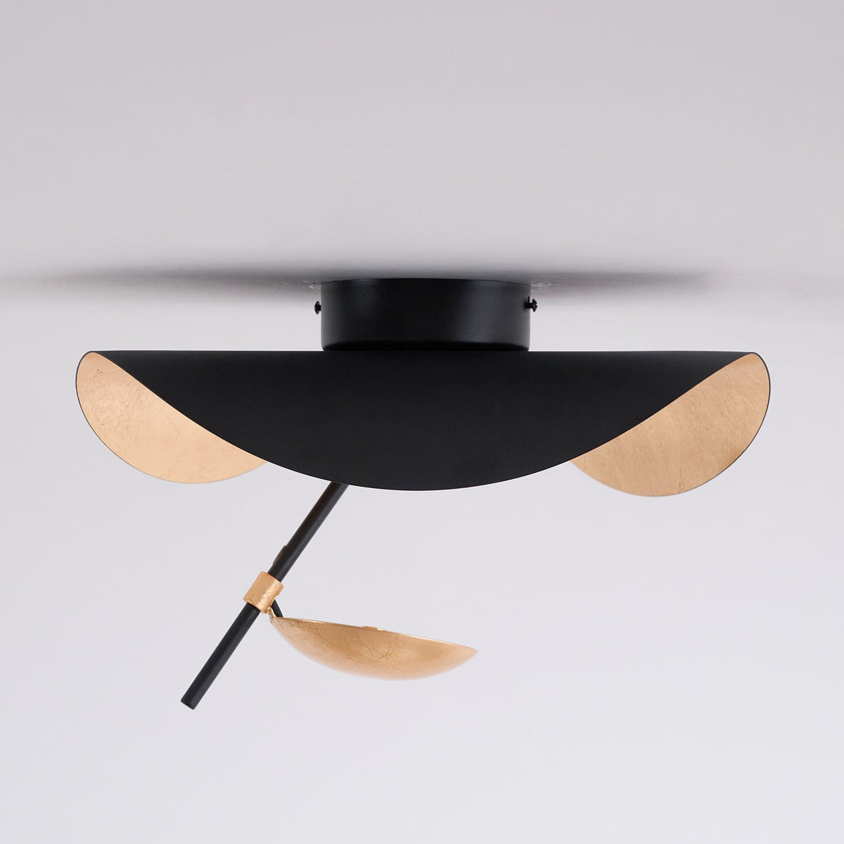 Edaro Sculptural Ceiling Light
