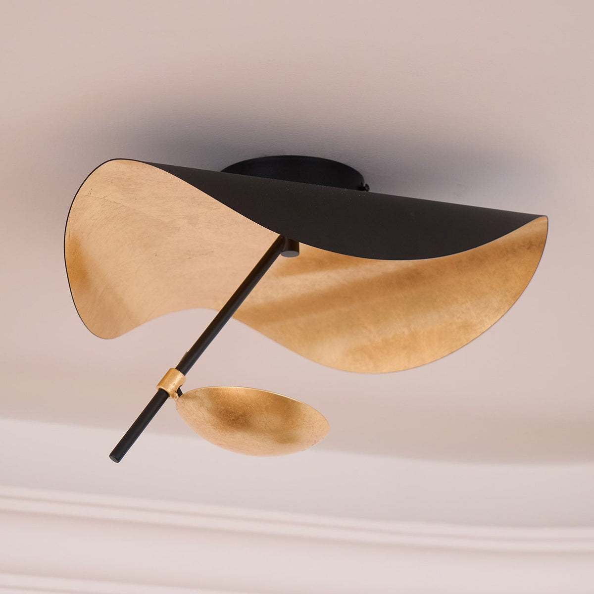 Edaro Sculptural Ceiling Light