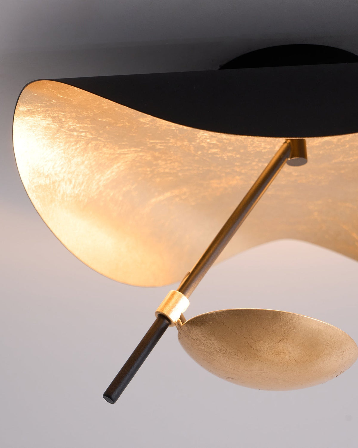 Edaro Sculptural Ceiling Light