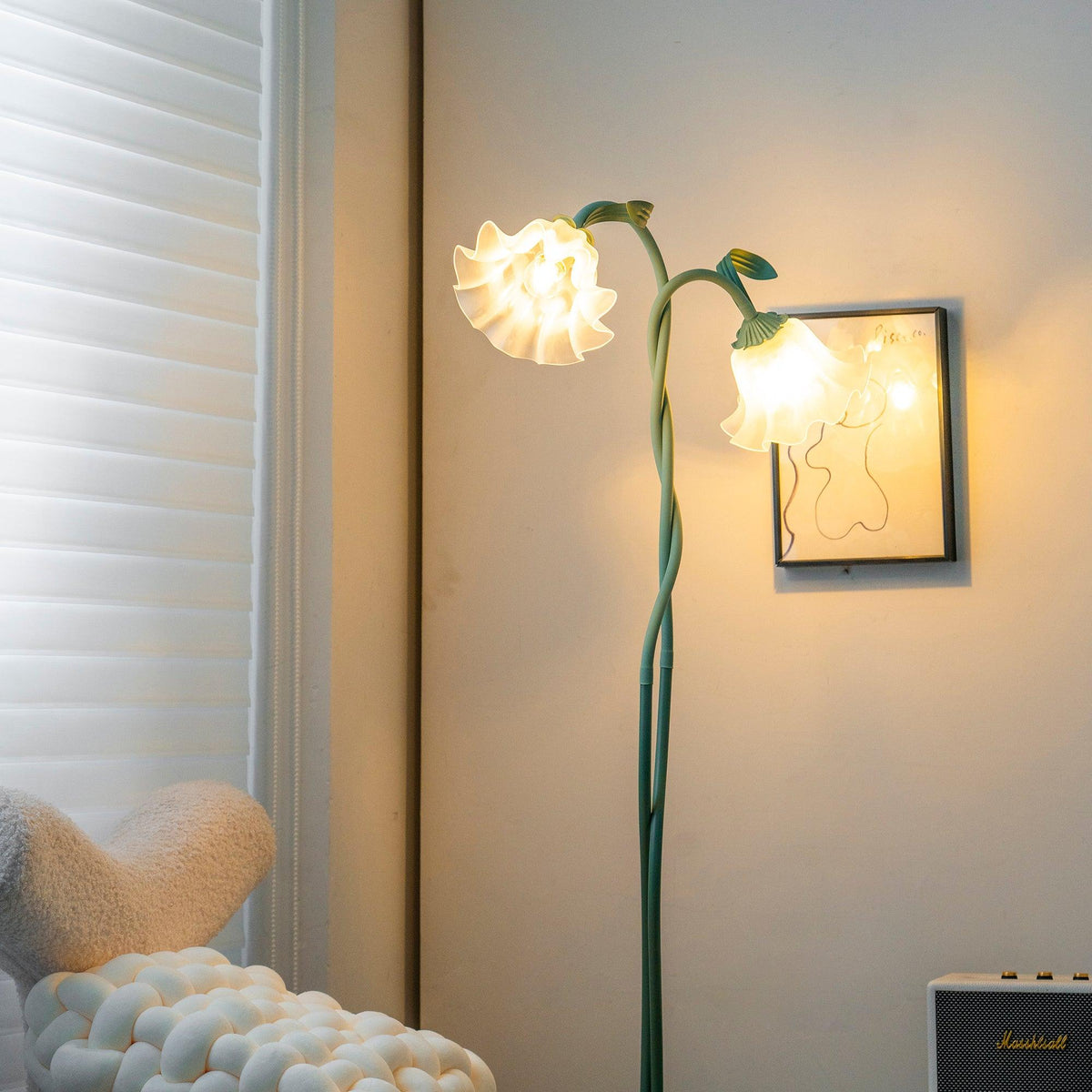Lavelora Floral Floor Lamp