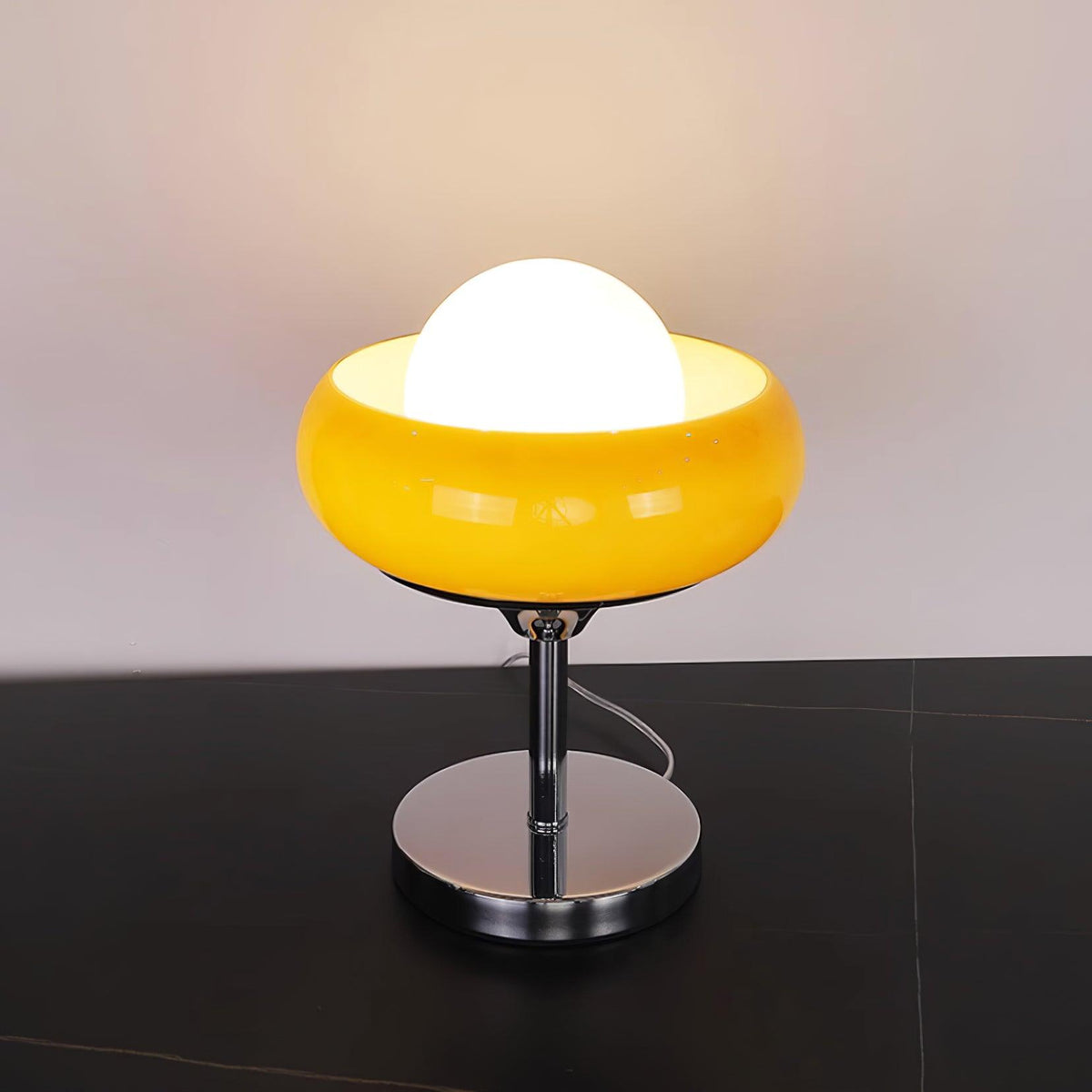Retrovia Table Lamp – detail 16