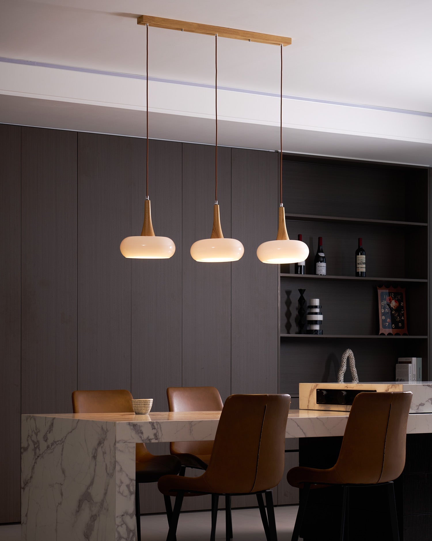 Aviorin Pendant Light