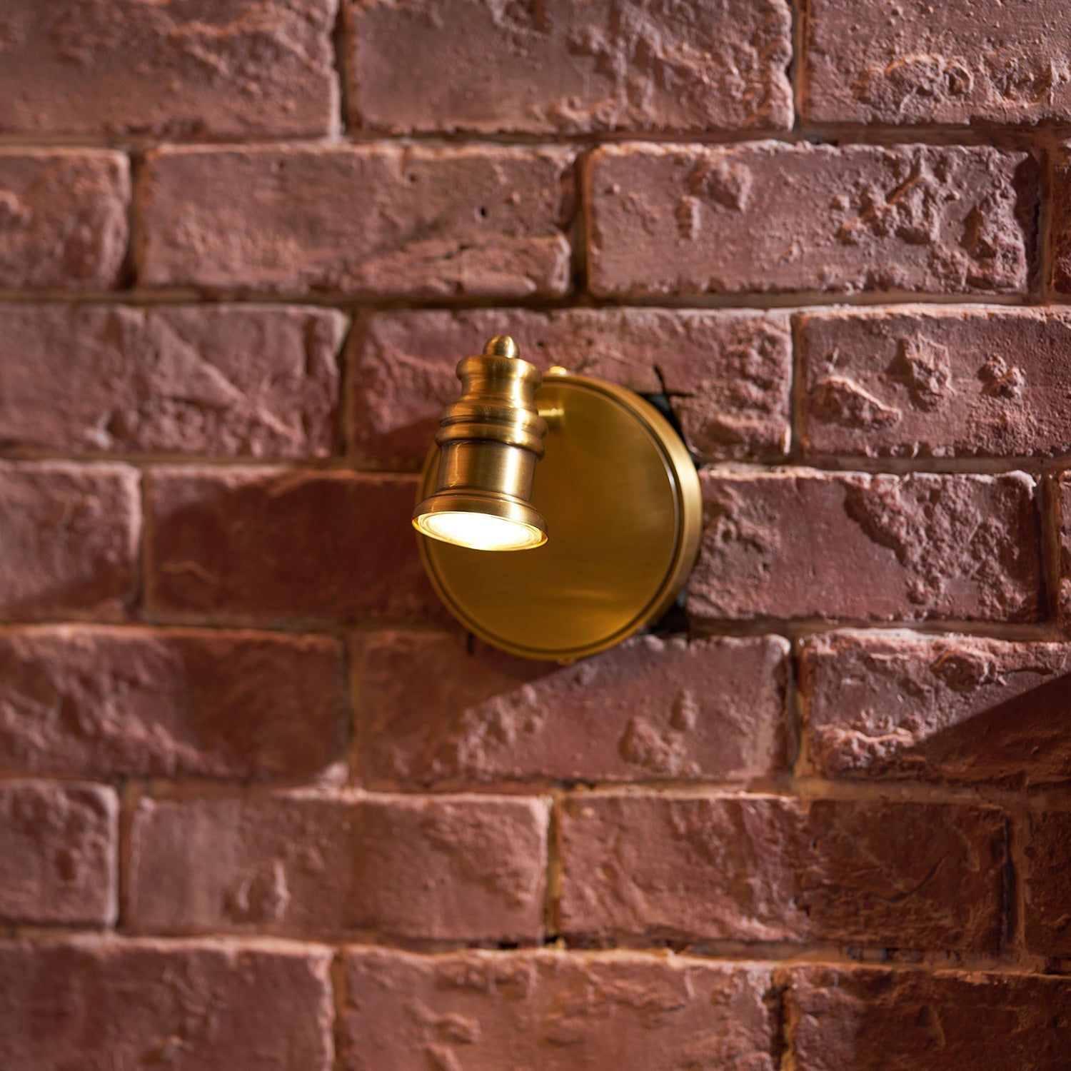 Sarroc Linear Wall Light
