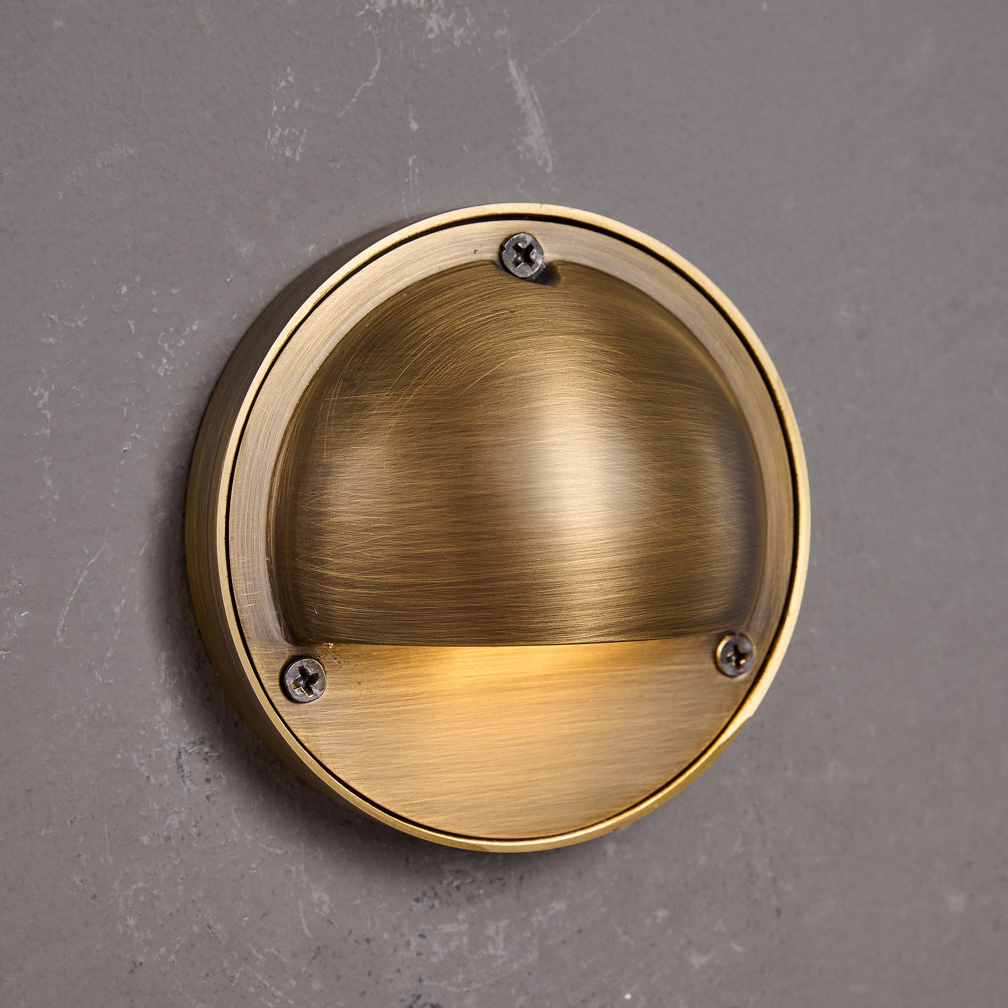 Bazorlian Outdoor Wall Light