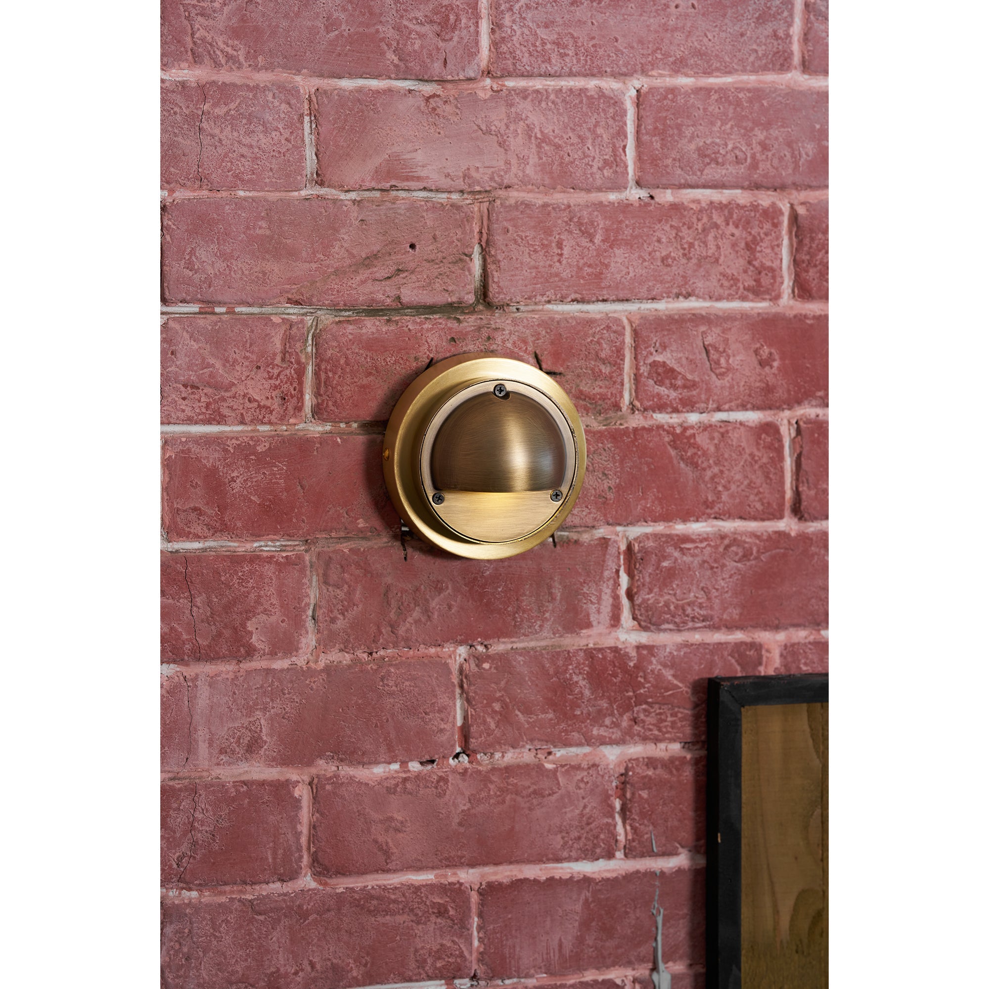 Bazorlian Outdoor Wall Light
