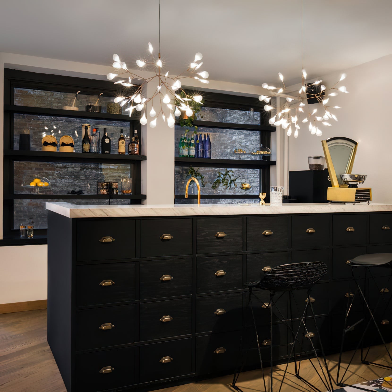 Alrosona Sculptural Chandelier