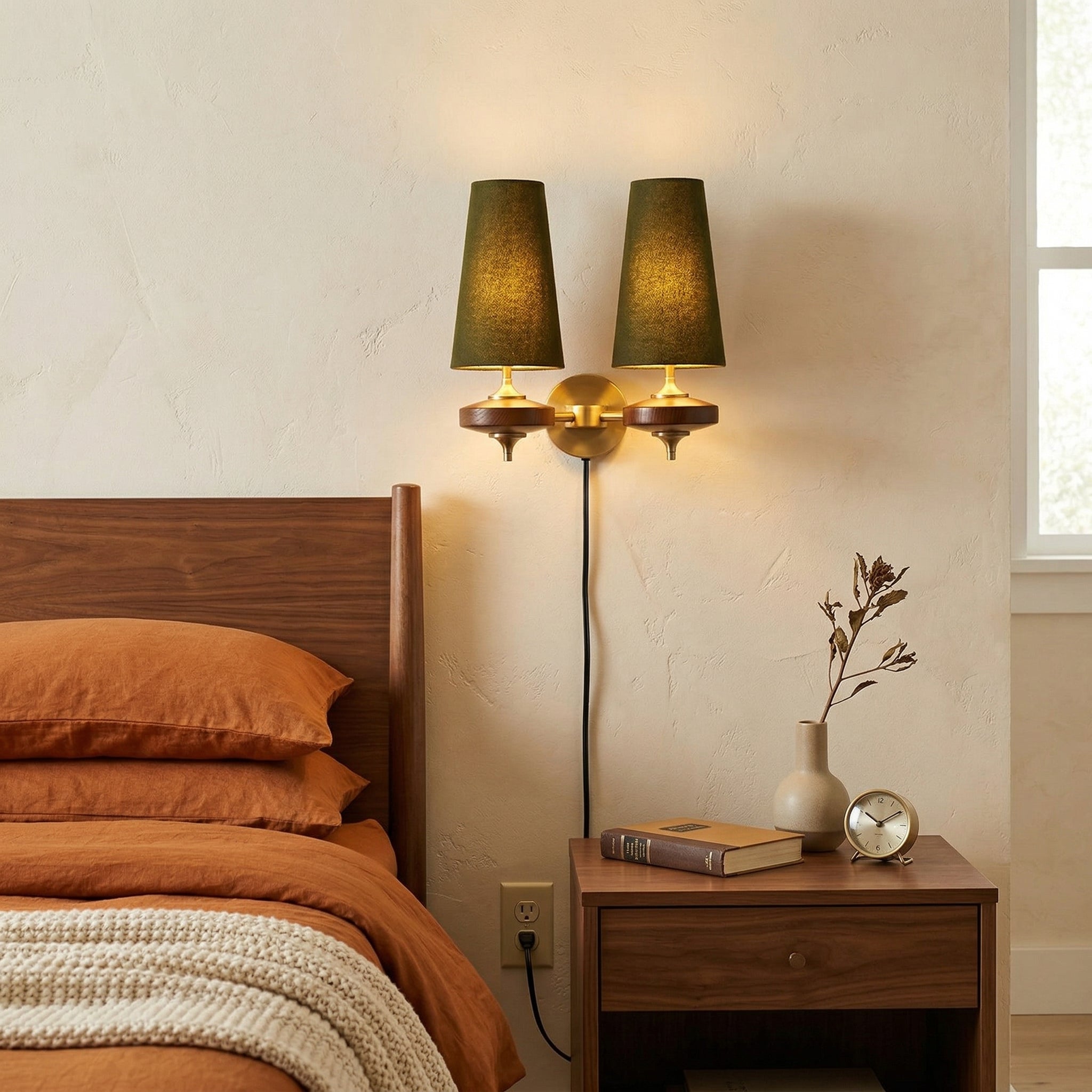 Sotella Plug In Wall Light