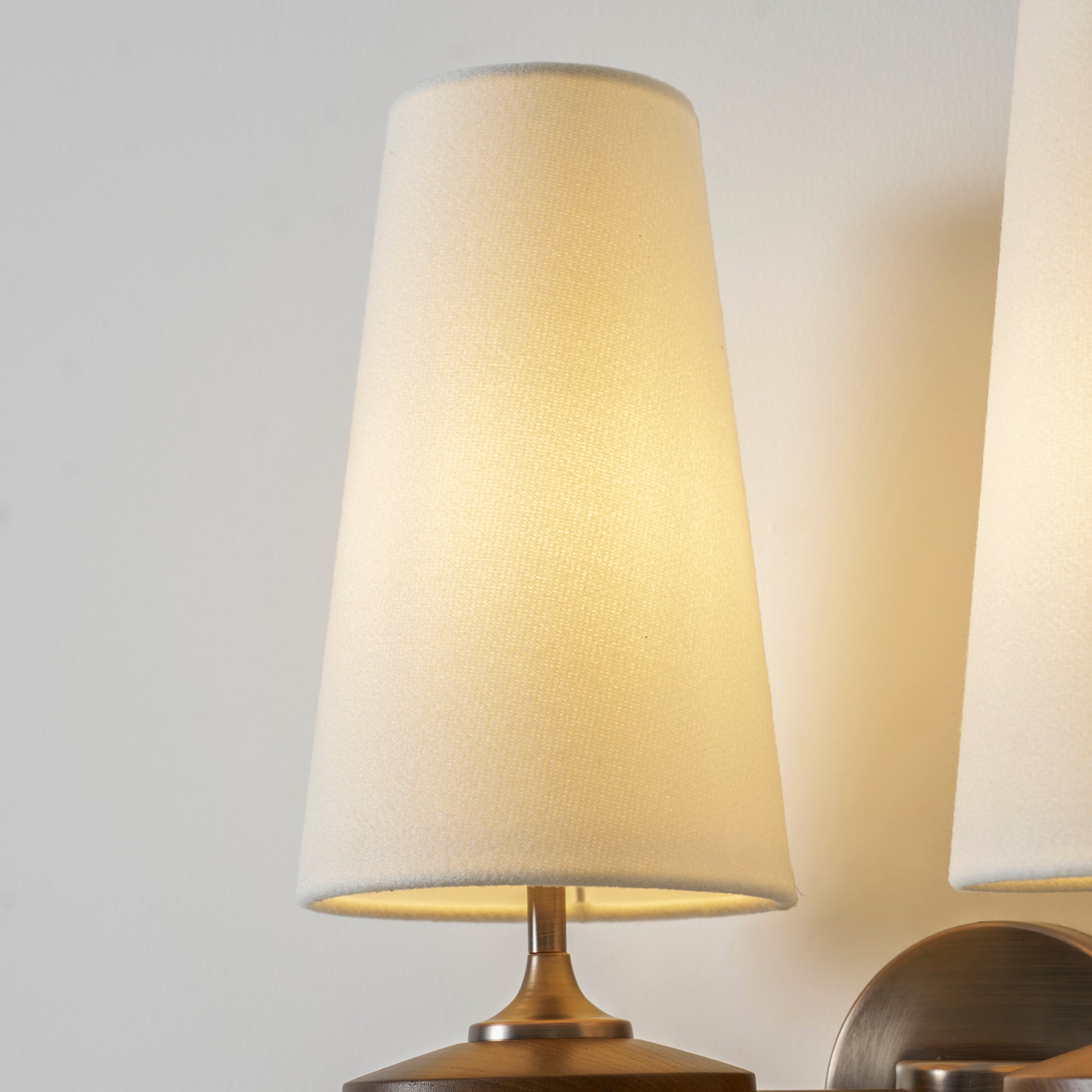 Alreno Cone Wall Light
