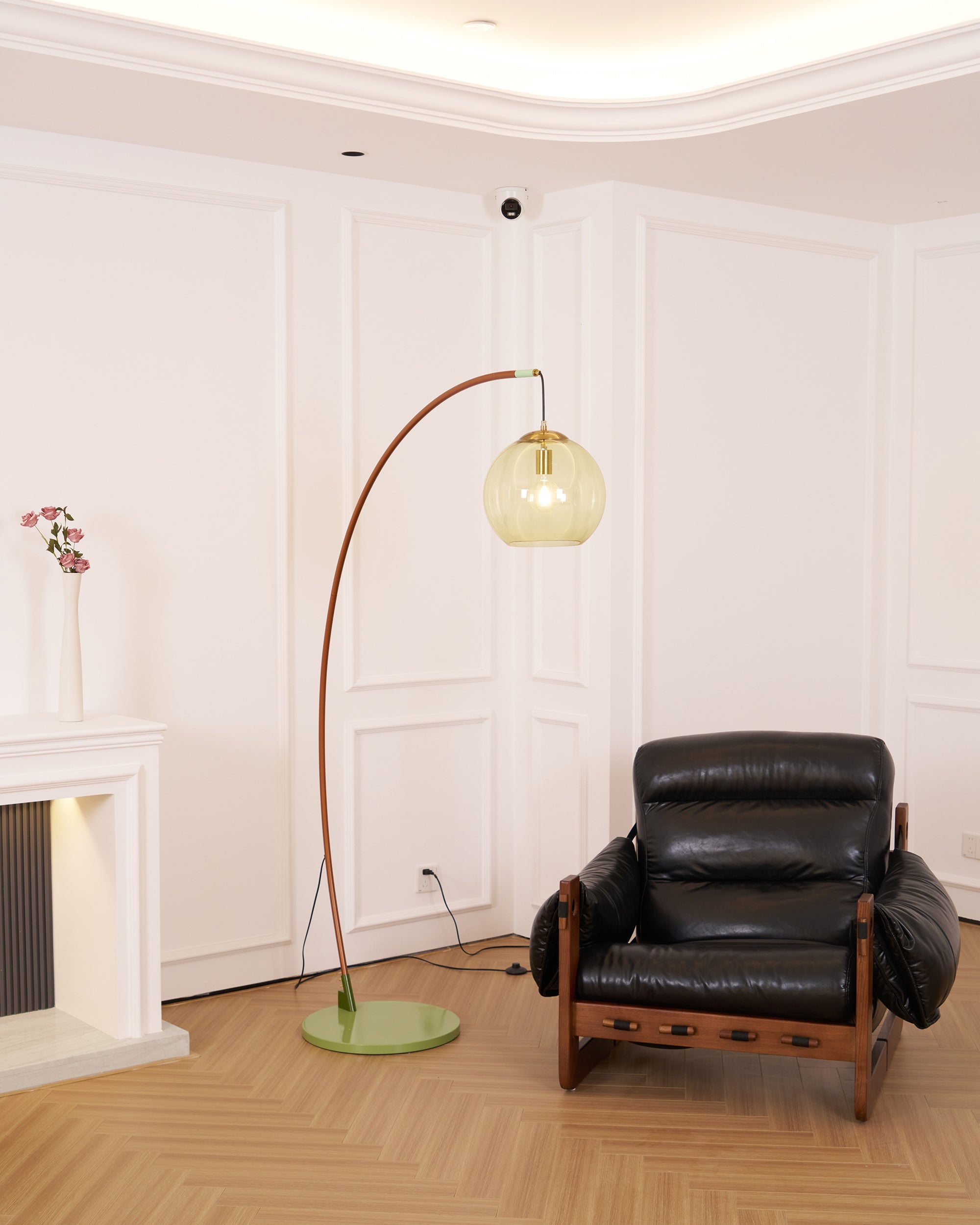 Oseltra Arc Floor Lamp