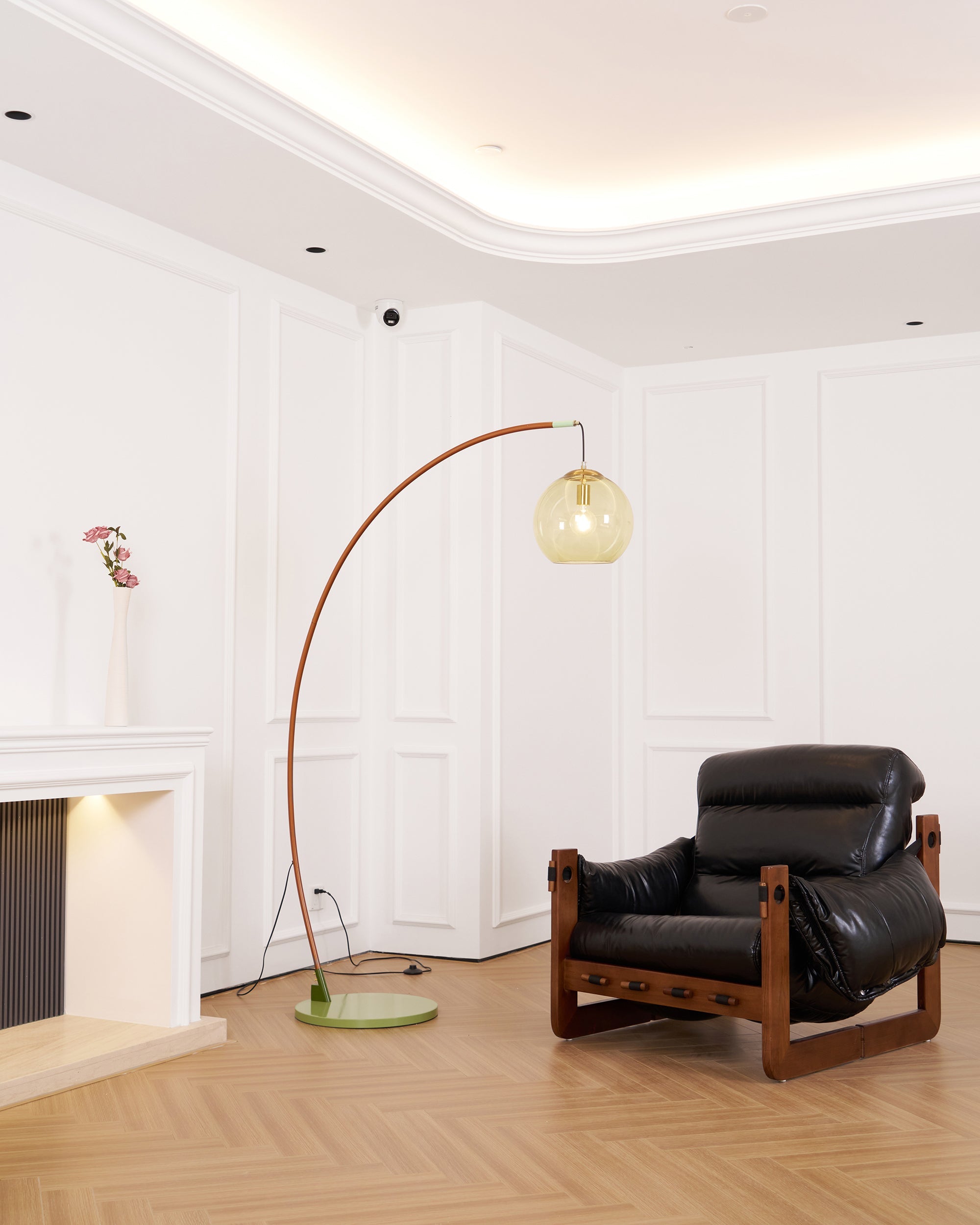 Oseltra Arc Floor Lamp