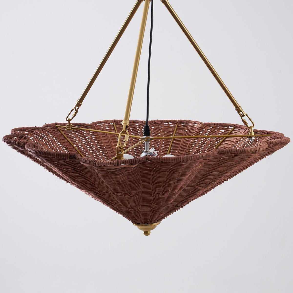 Itolo Sculptural Chandelier