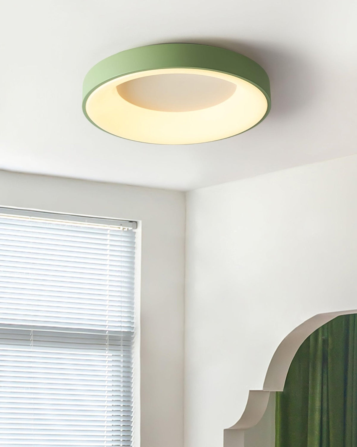 Decemor Round Ceiling Light