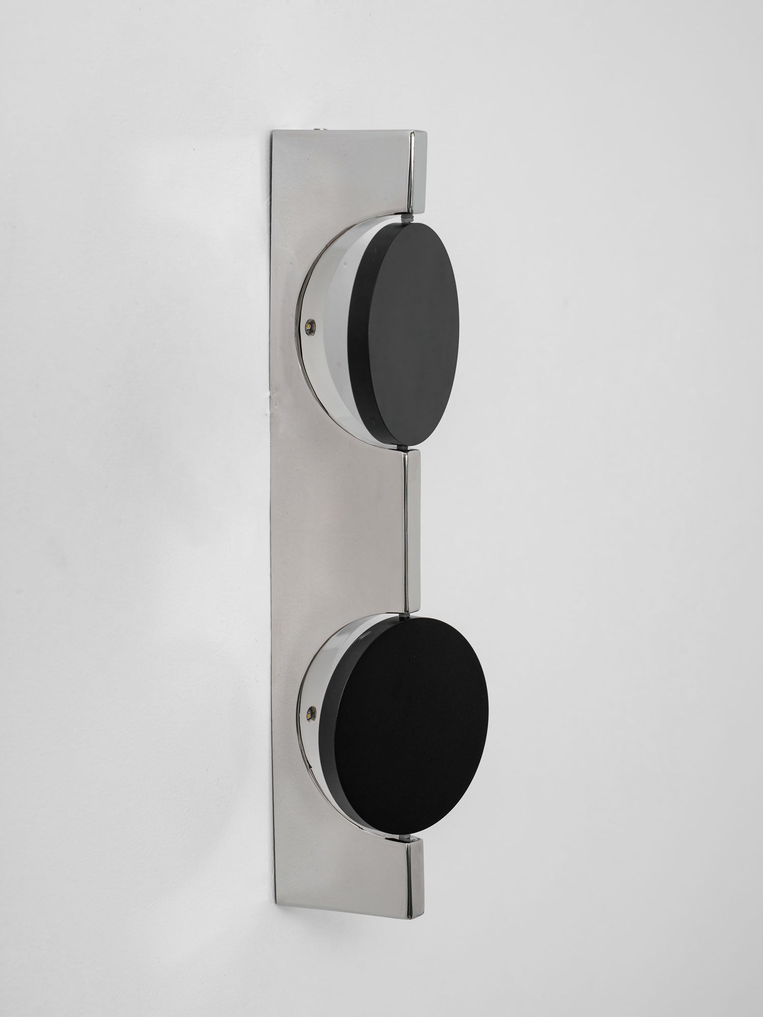 Lomarona Sculptural Wall Light