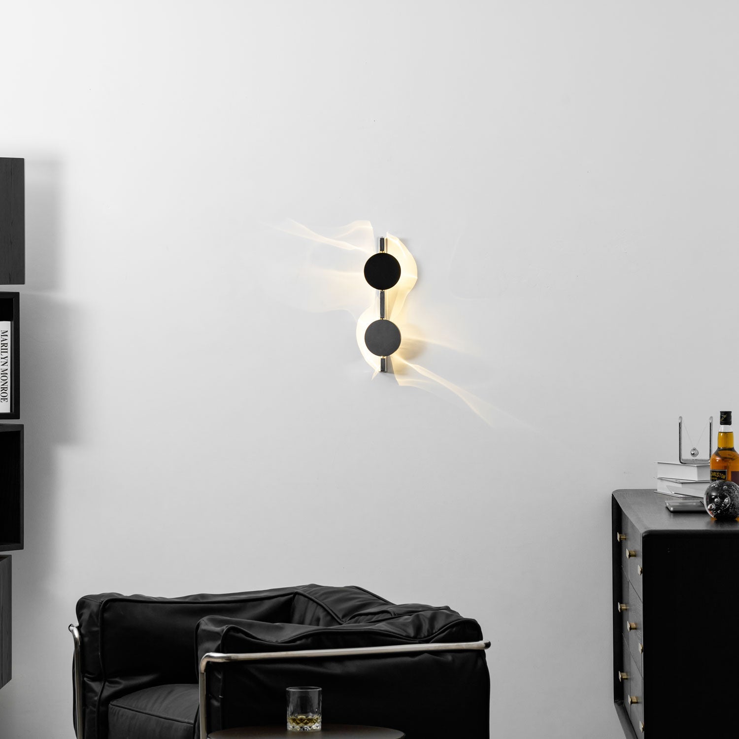 Lomarona Sculptural Wall Light