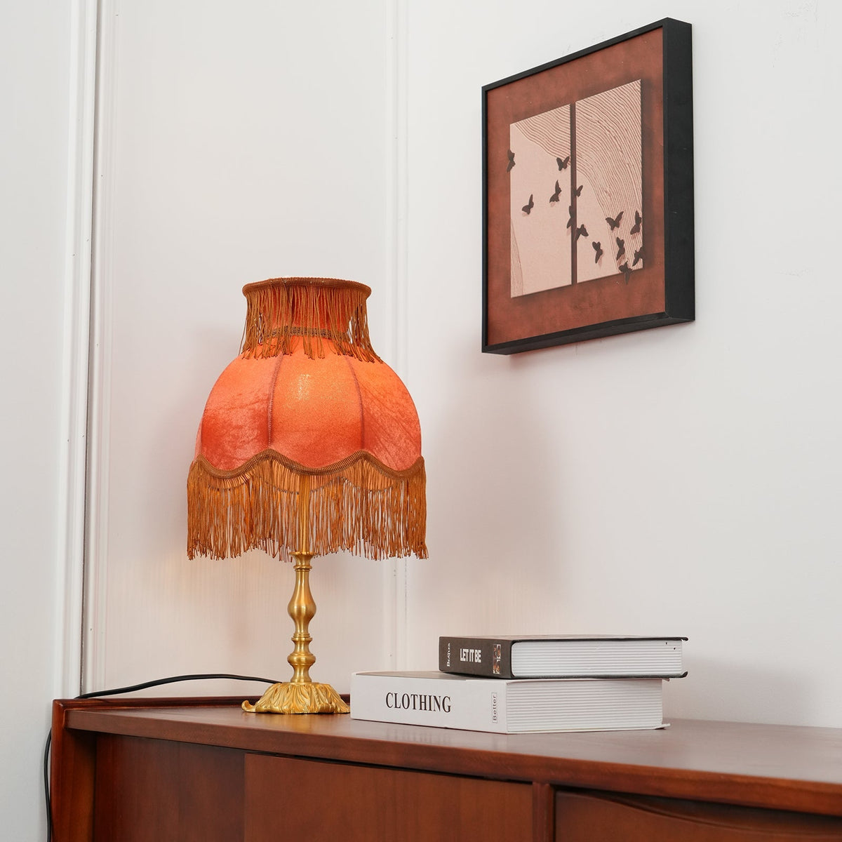 Iruranol Table Lamp