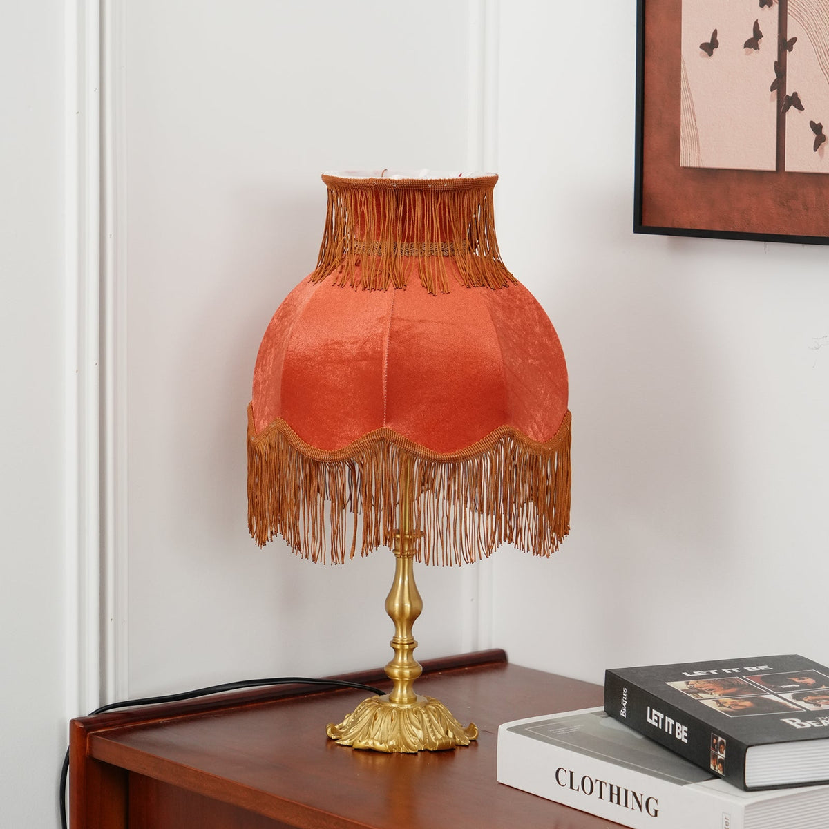 Iruranol Table Lamp