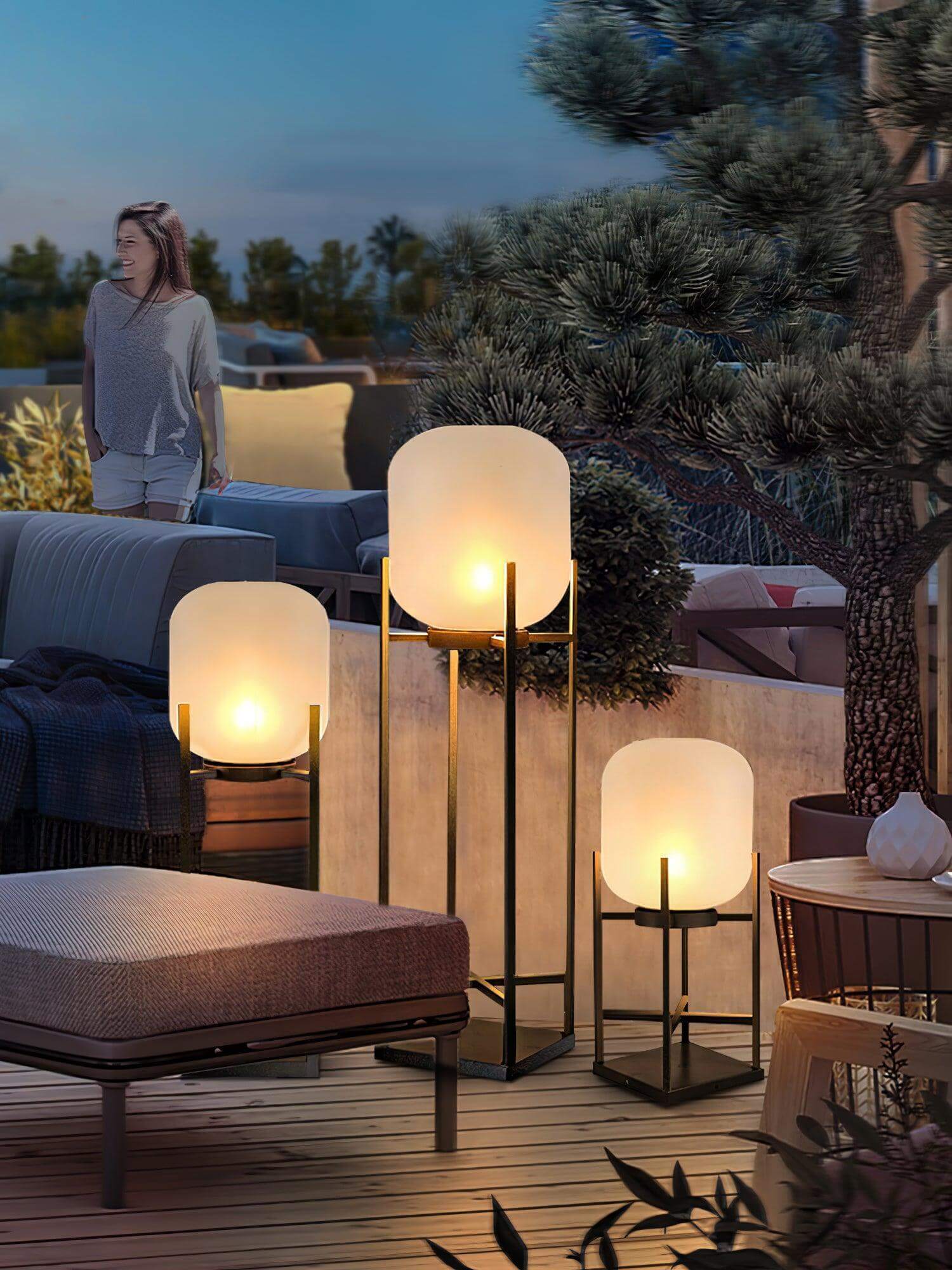 Tutavo Outdoor Floor Lamp