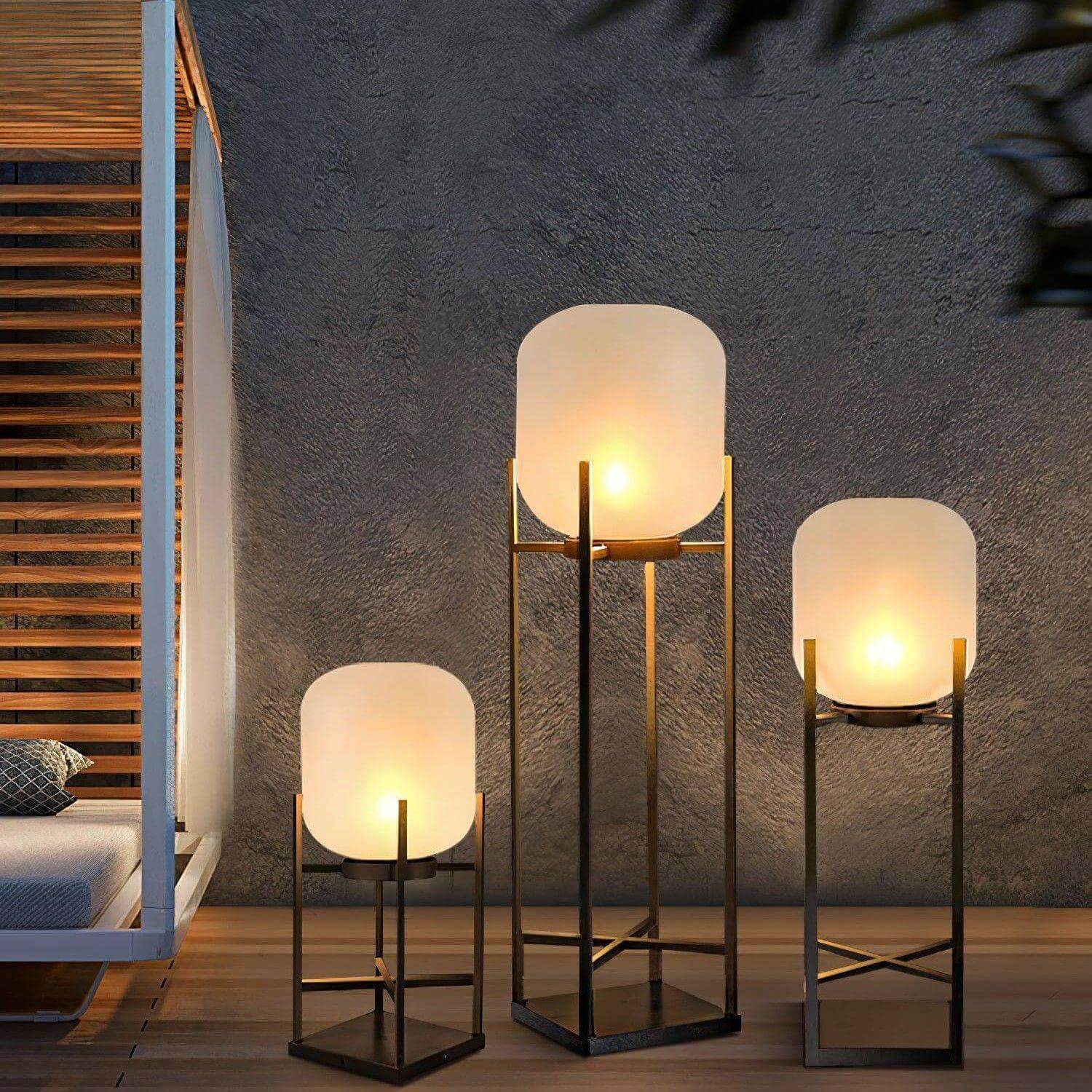 Tutavo Outdoor Floor Lamp