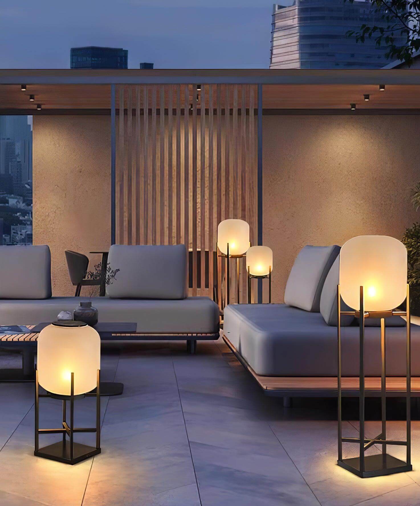 Tutavo Outdoor Floor Lamp