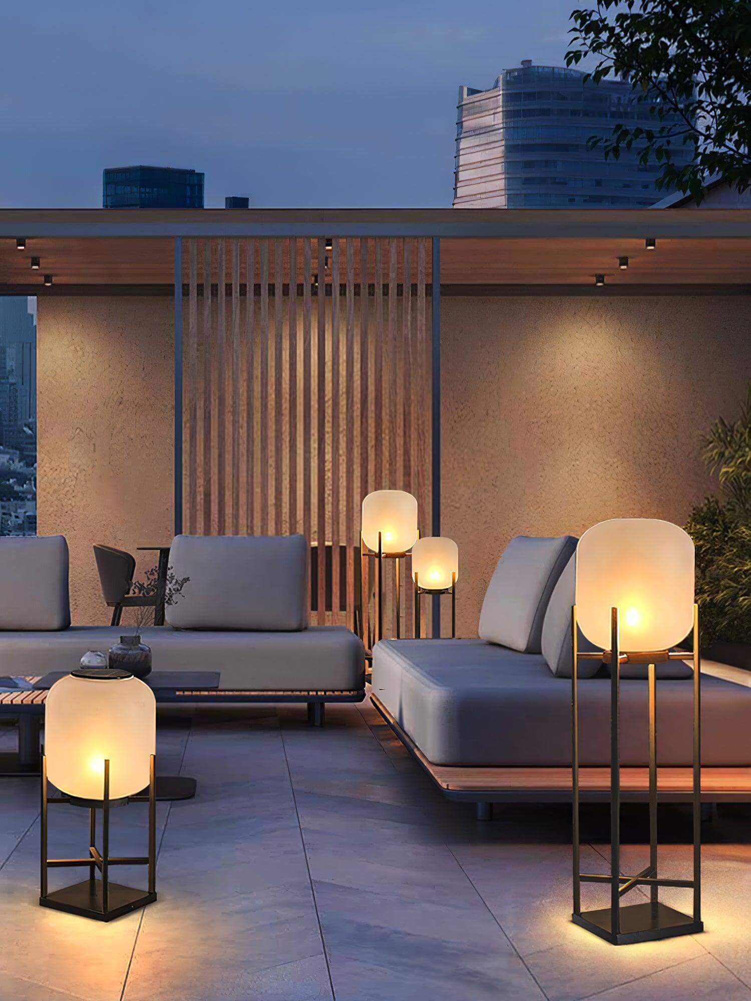 Tutavo Outdoor Floor Lamp