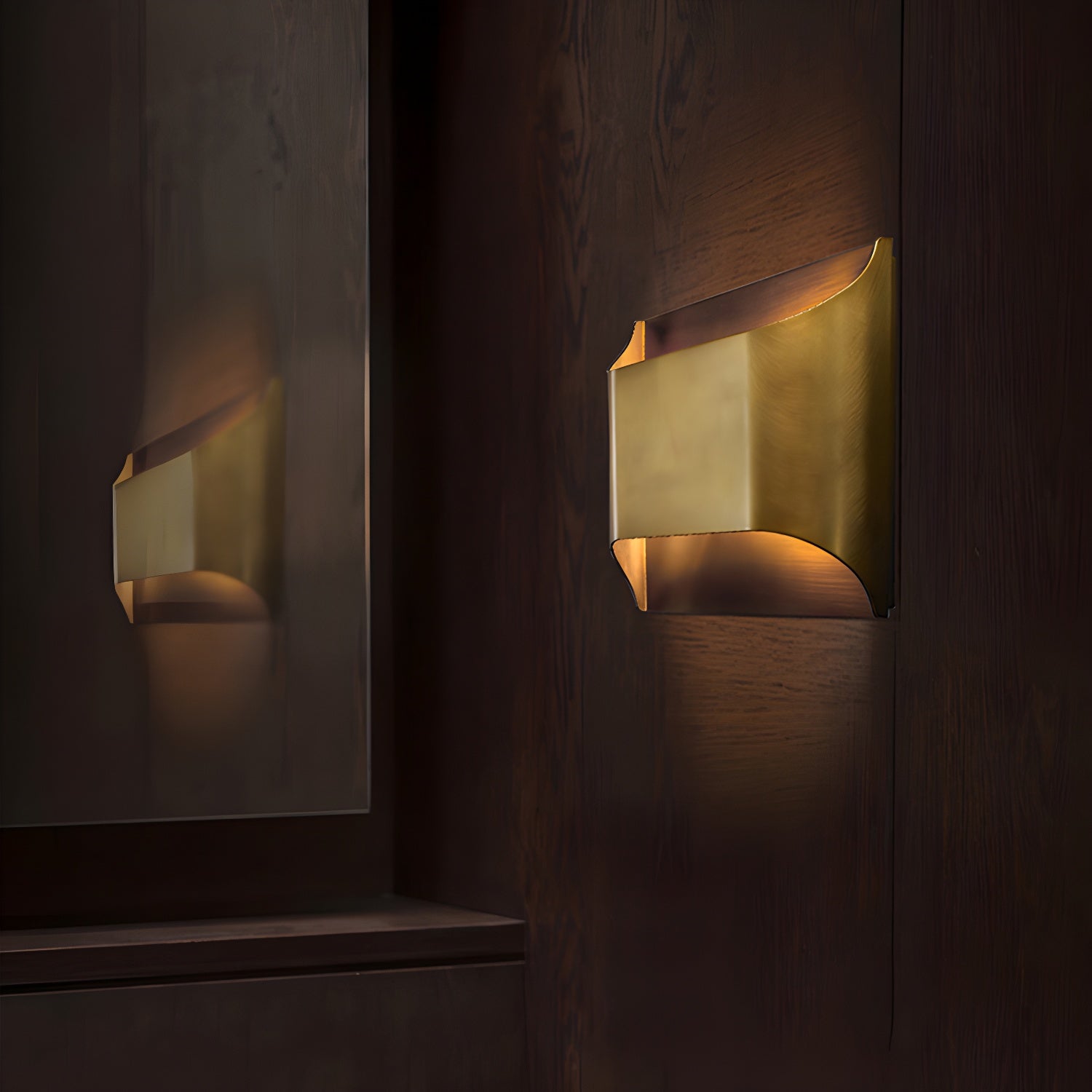 Tiko Wall Light