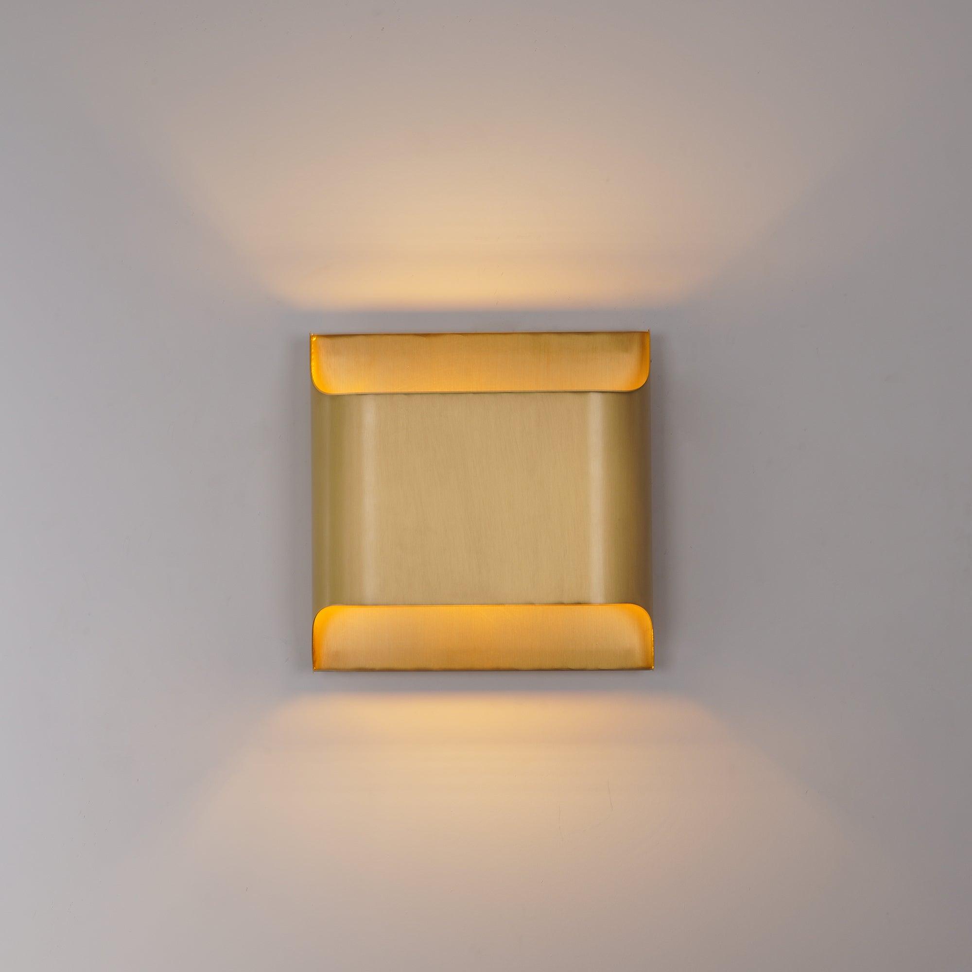 Tiko Wall Light