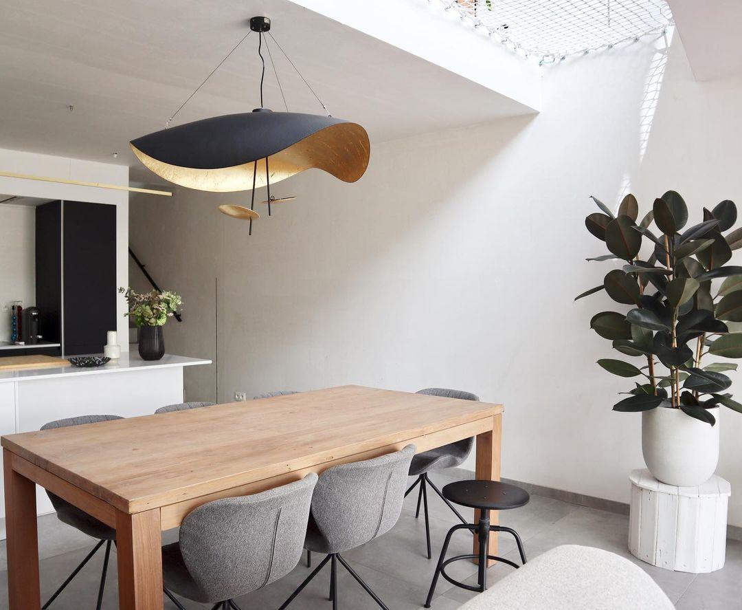Lokir Sculptural Pendant Light