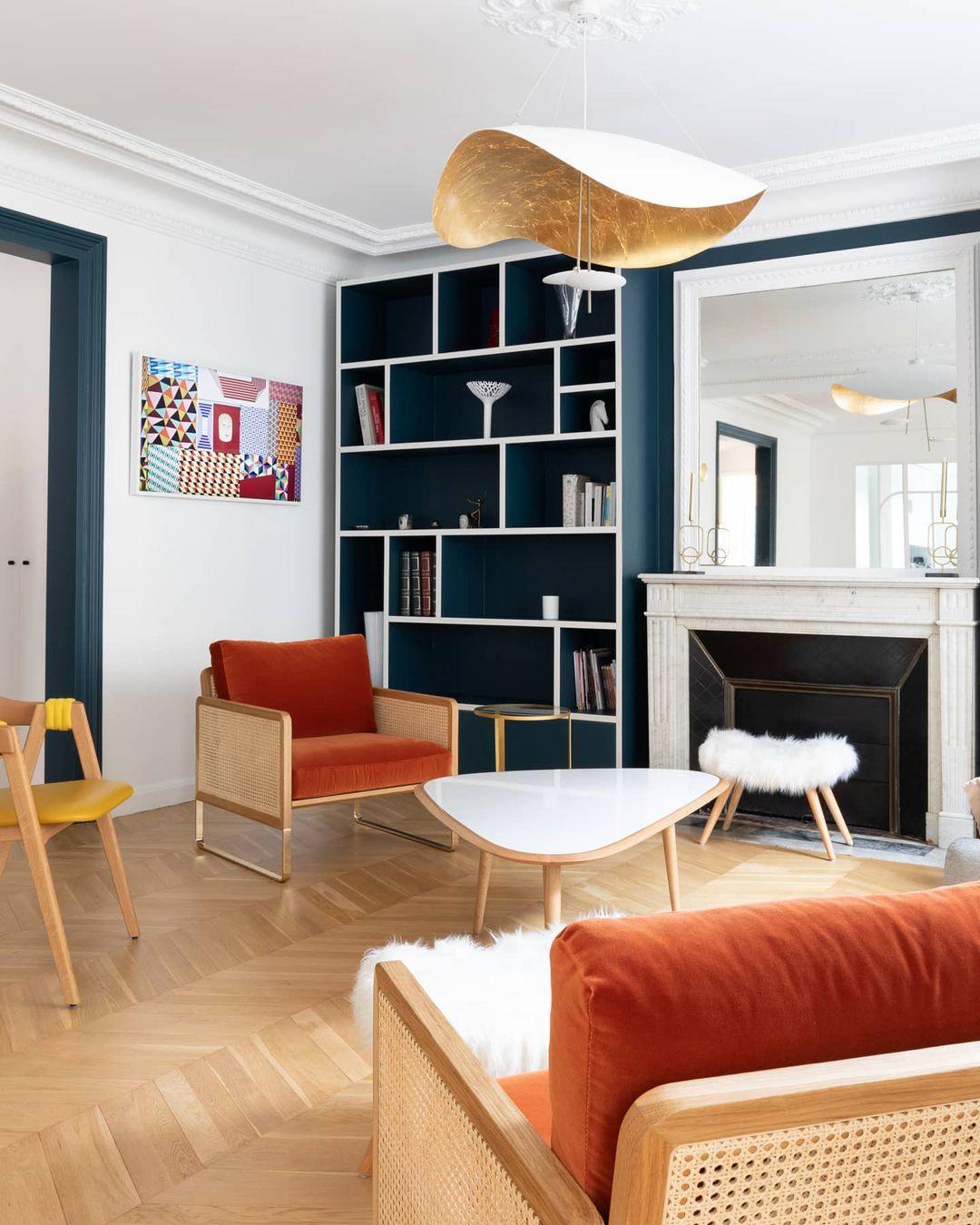 Lokir Sculptural Pendant Light