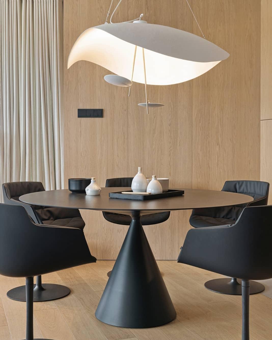 Lokir Sculptural Pendant Light