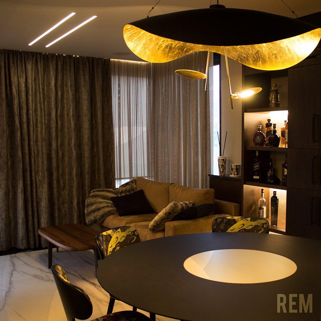 Lokir Sculptural Pendant Light