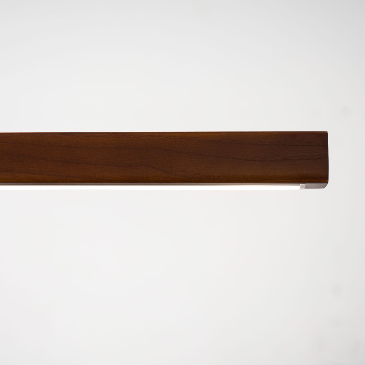 Belvonian Linear Pendant Light