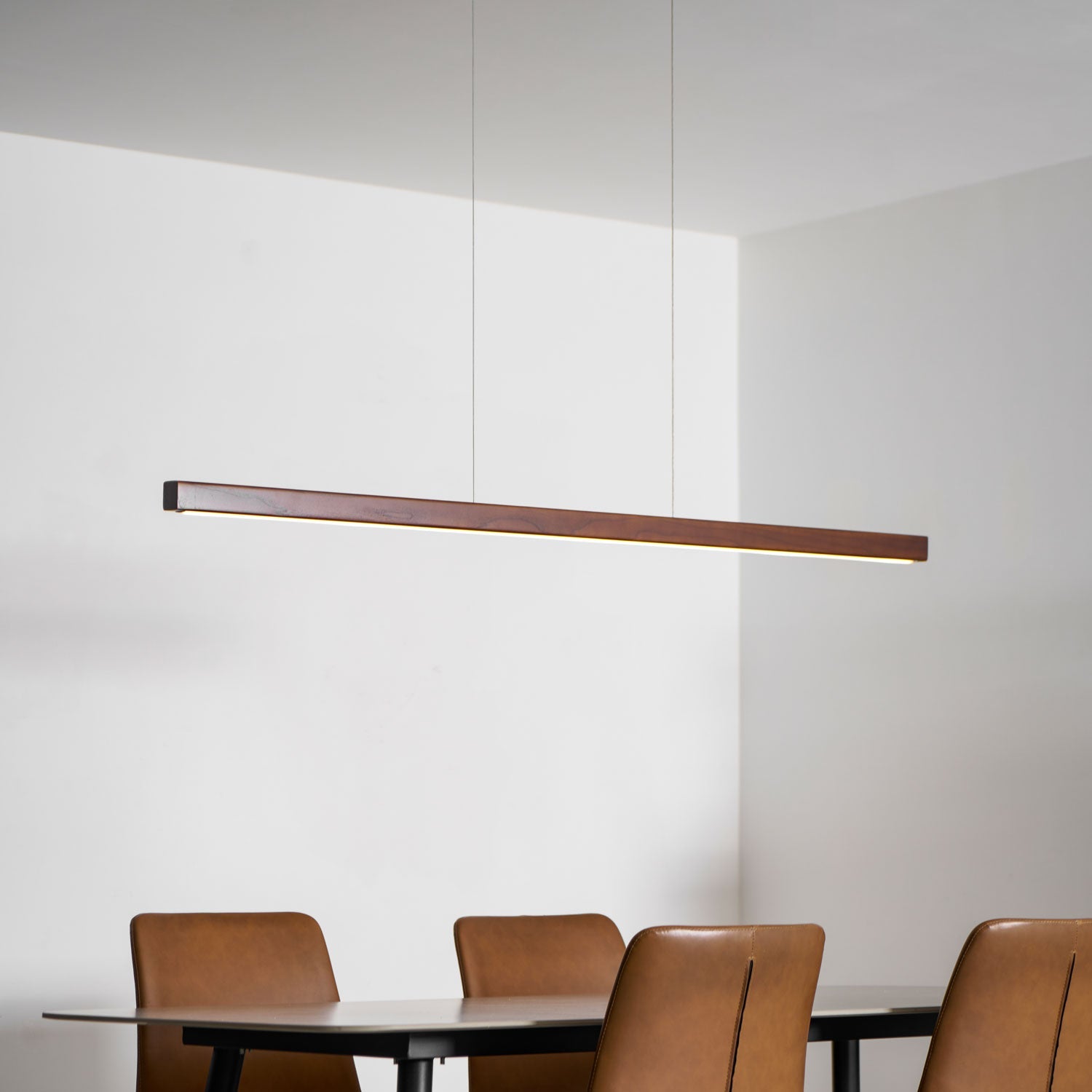 Belvonian Linear Pendant Light