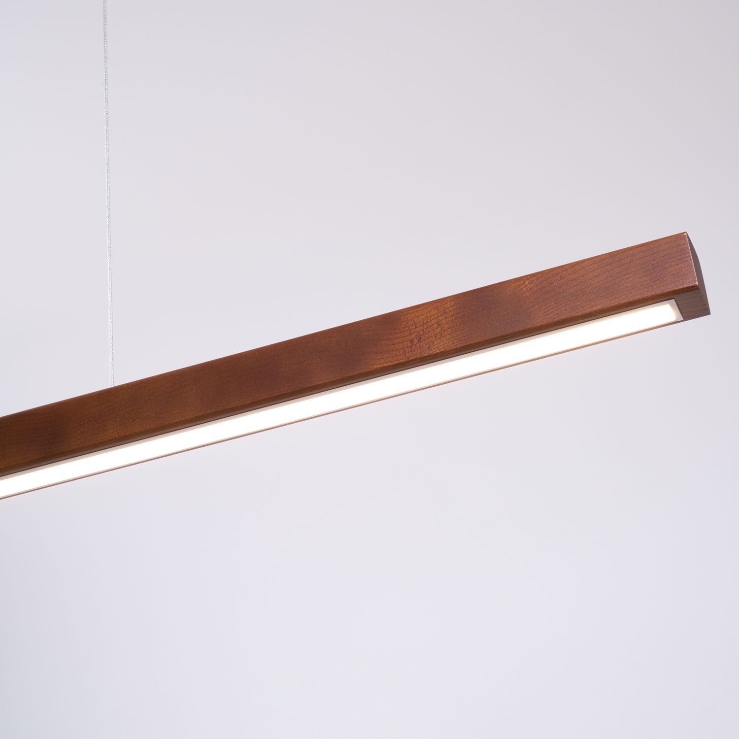 Belvonian Linear Pendant Light
