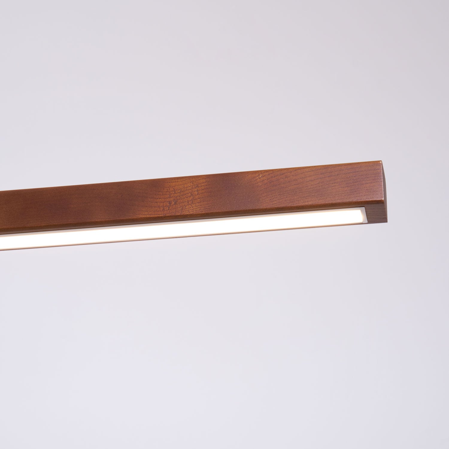 Belvonian Linear Pendant Light