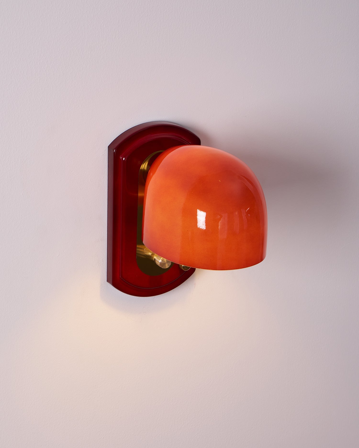Honerow Wall Light