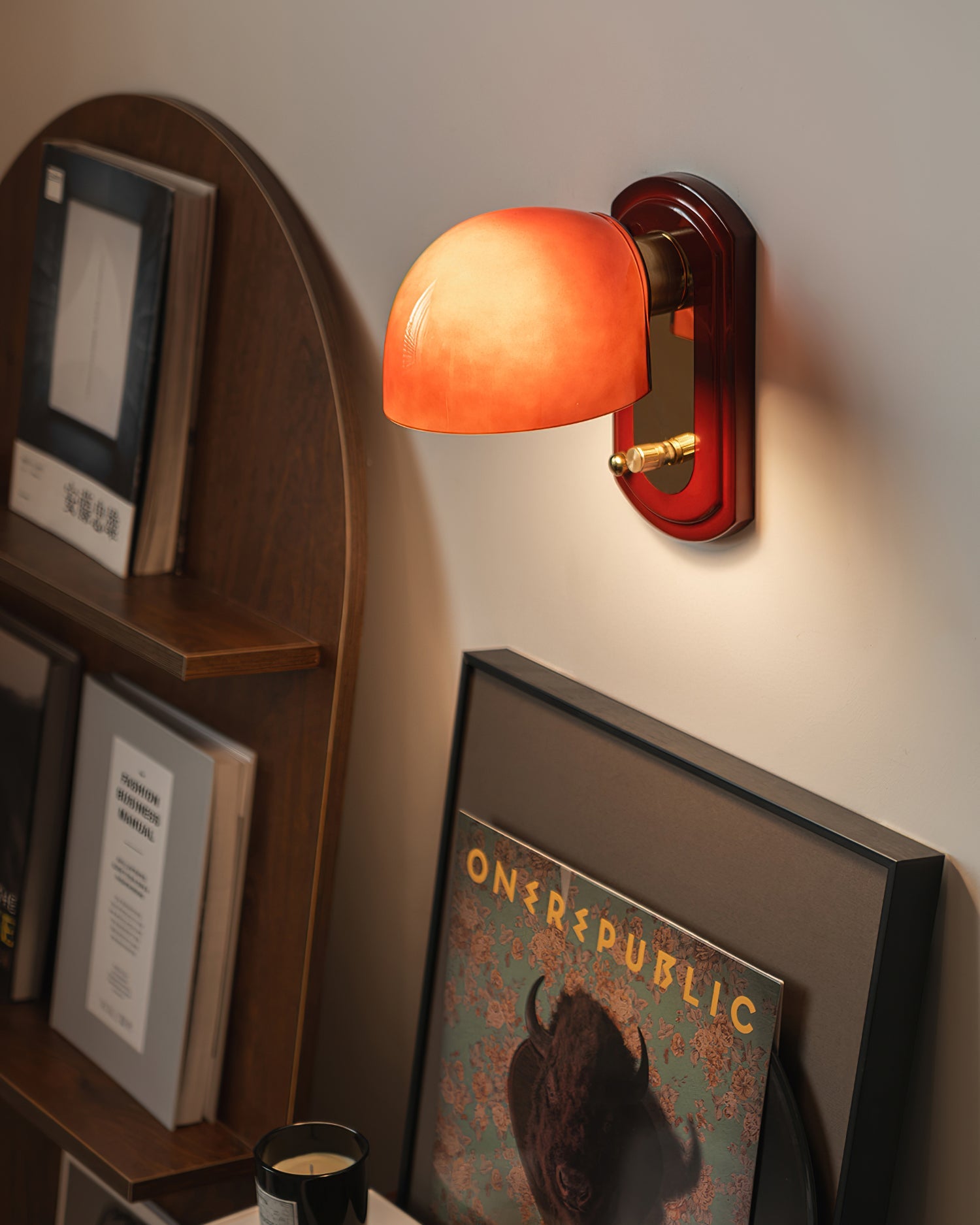 Honerow Wall Light