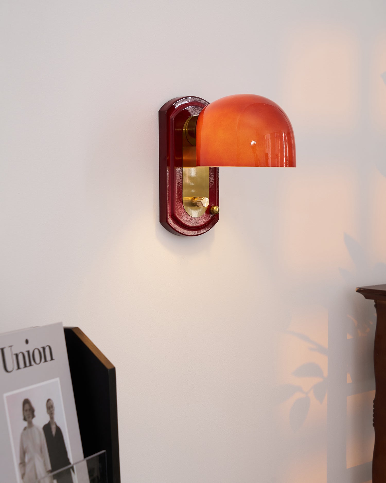 Honerow Wall Light