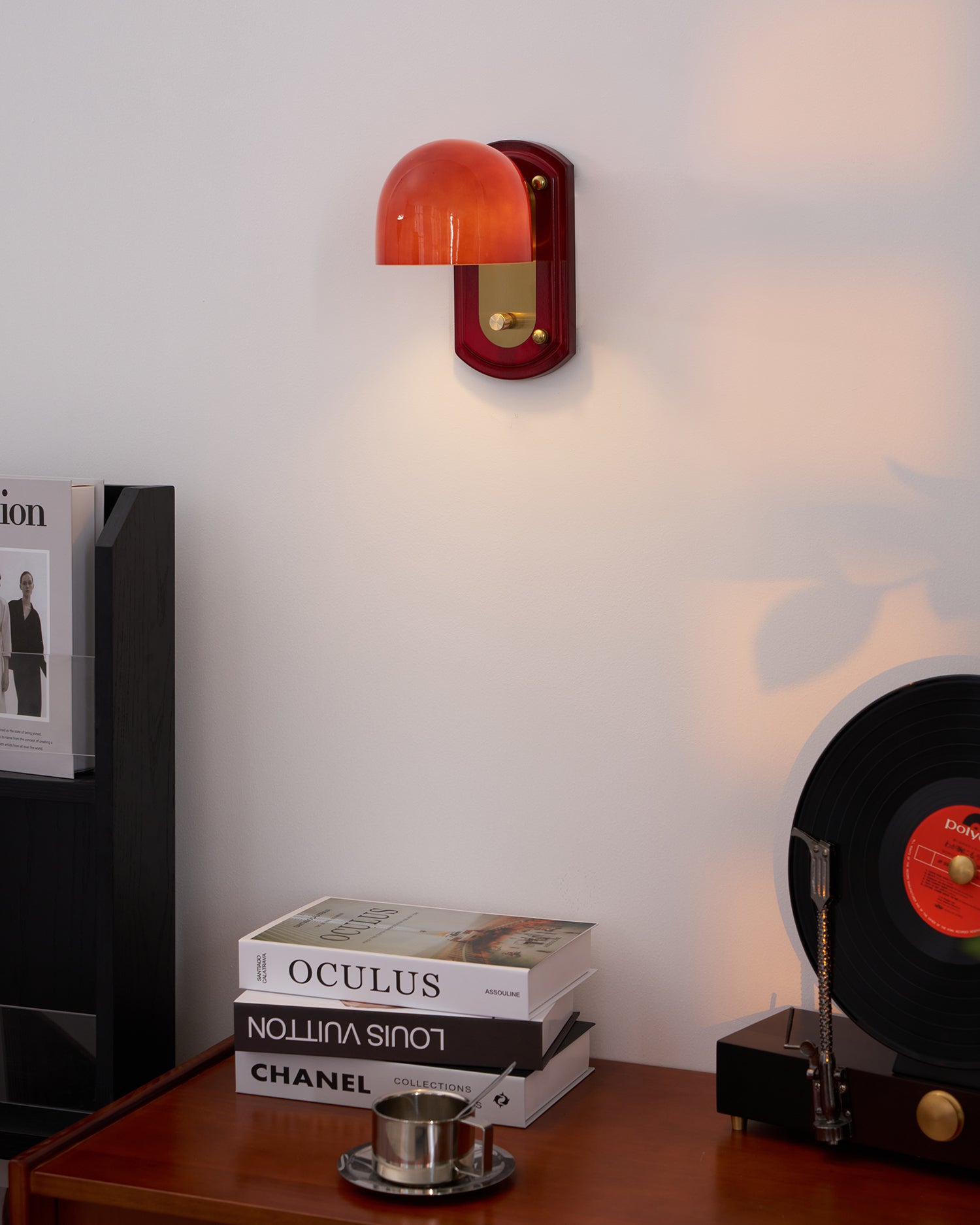Honerow Wall Light